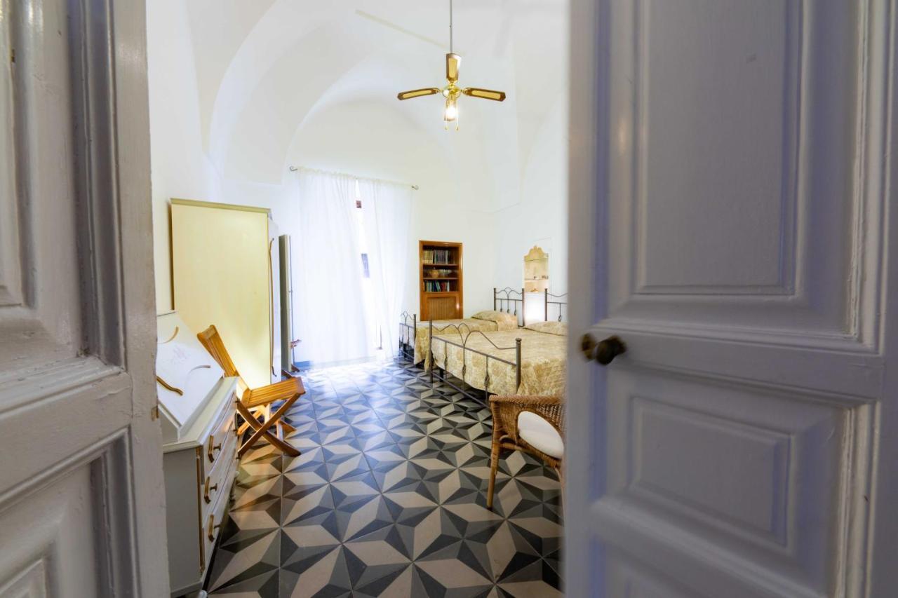 Casa Vacanza La Stradella Ostuni Eksteriør billede